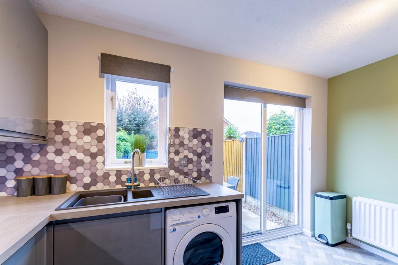 K Suites - Goldcrest Road Nottingham Buitenkant foto
